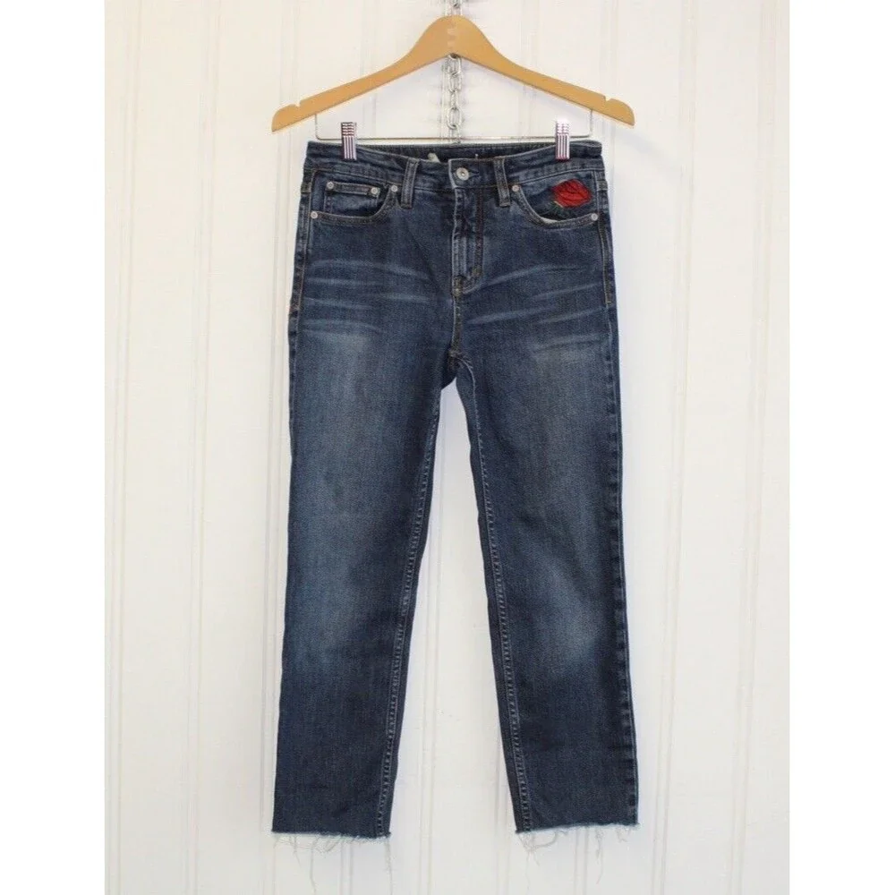 Free People Four Seasons Embroidered‎ Rose Jeans straight leg mom jean Size 28